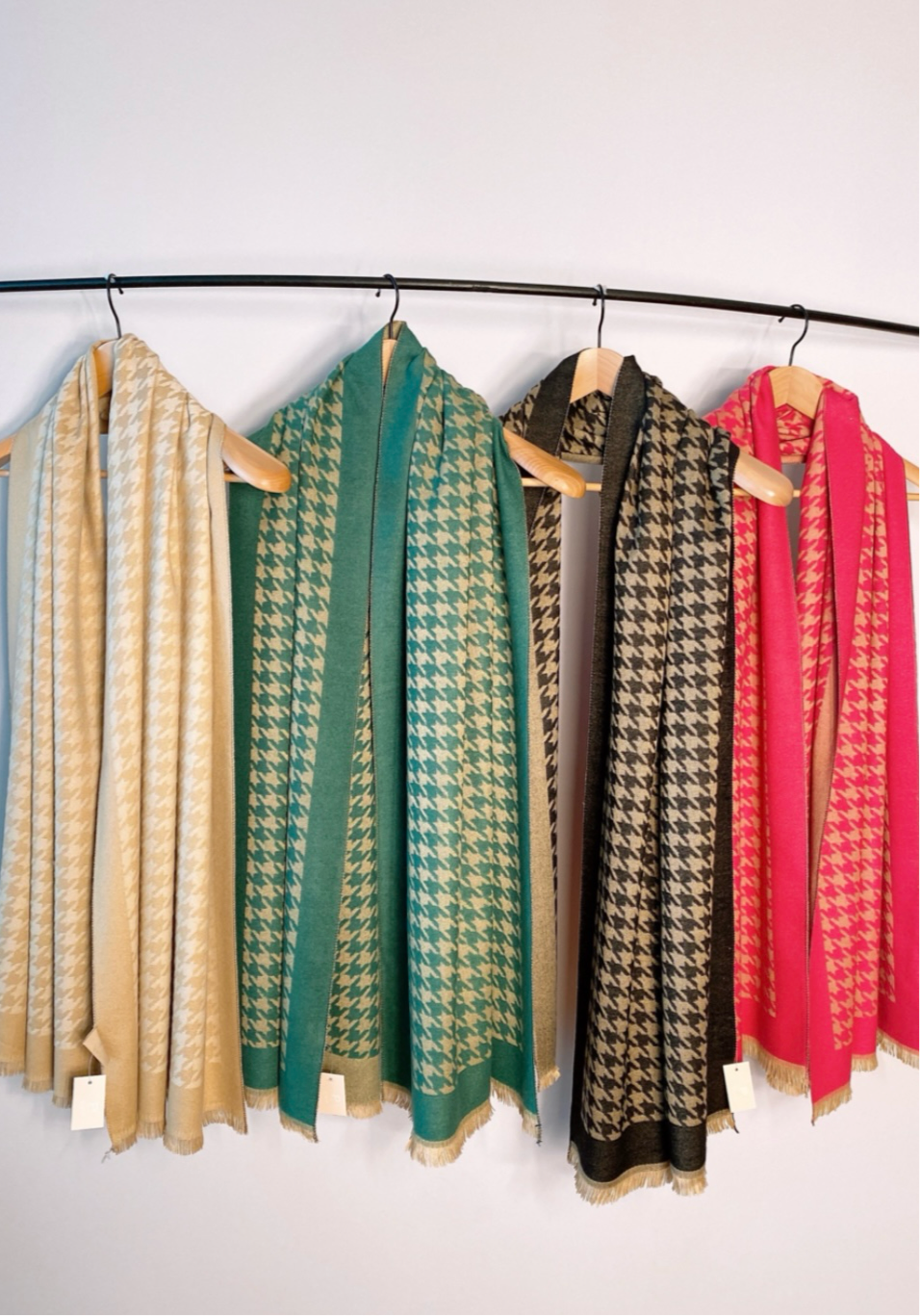 BUFANDA ESTAMPADO PATA DE GALLO