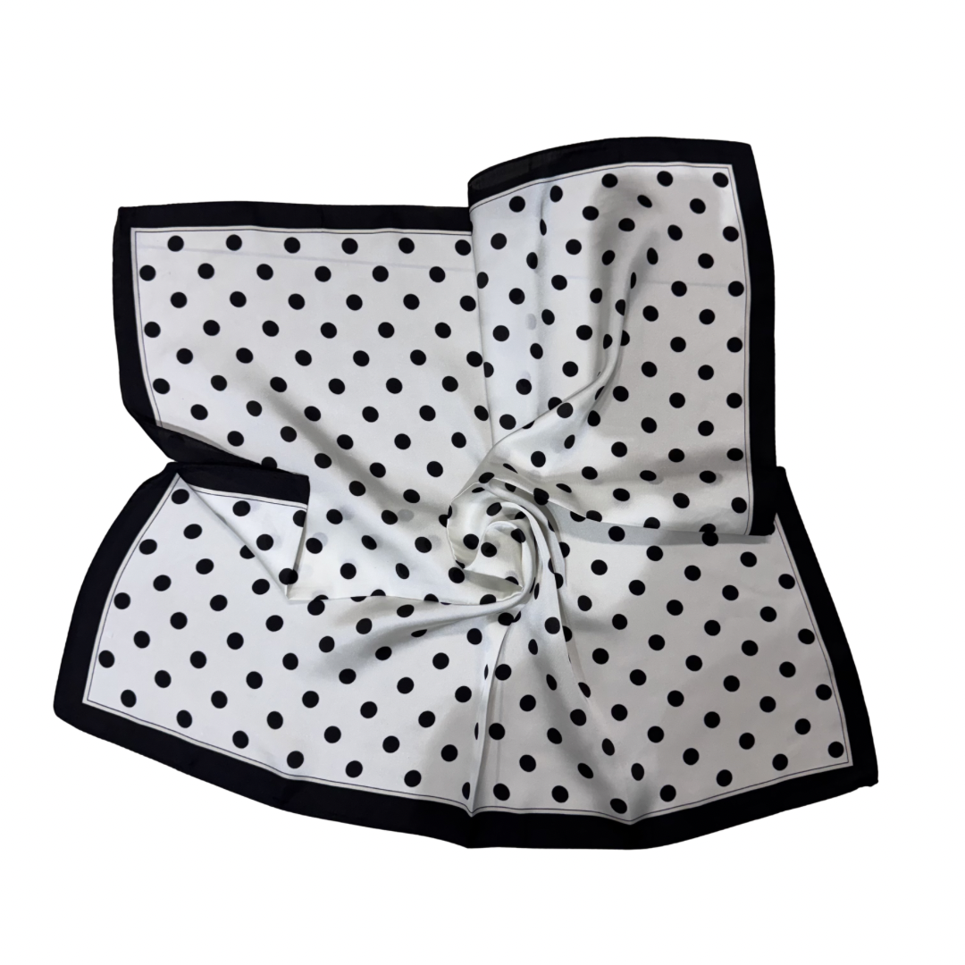 MASCADA ESTAMPADO POLKA BLANCO Y NEGRO