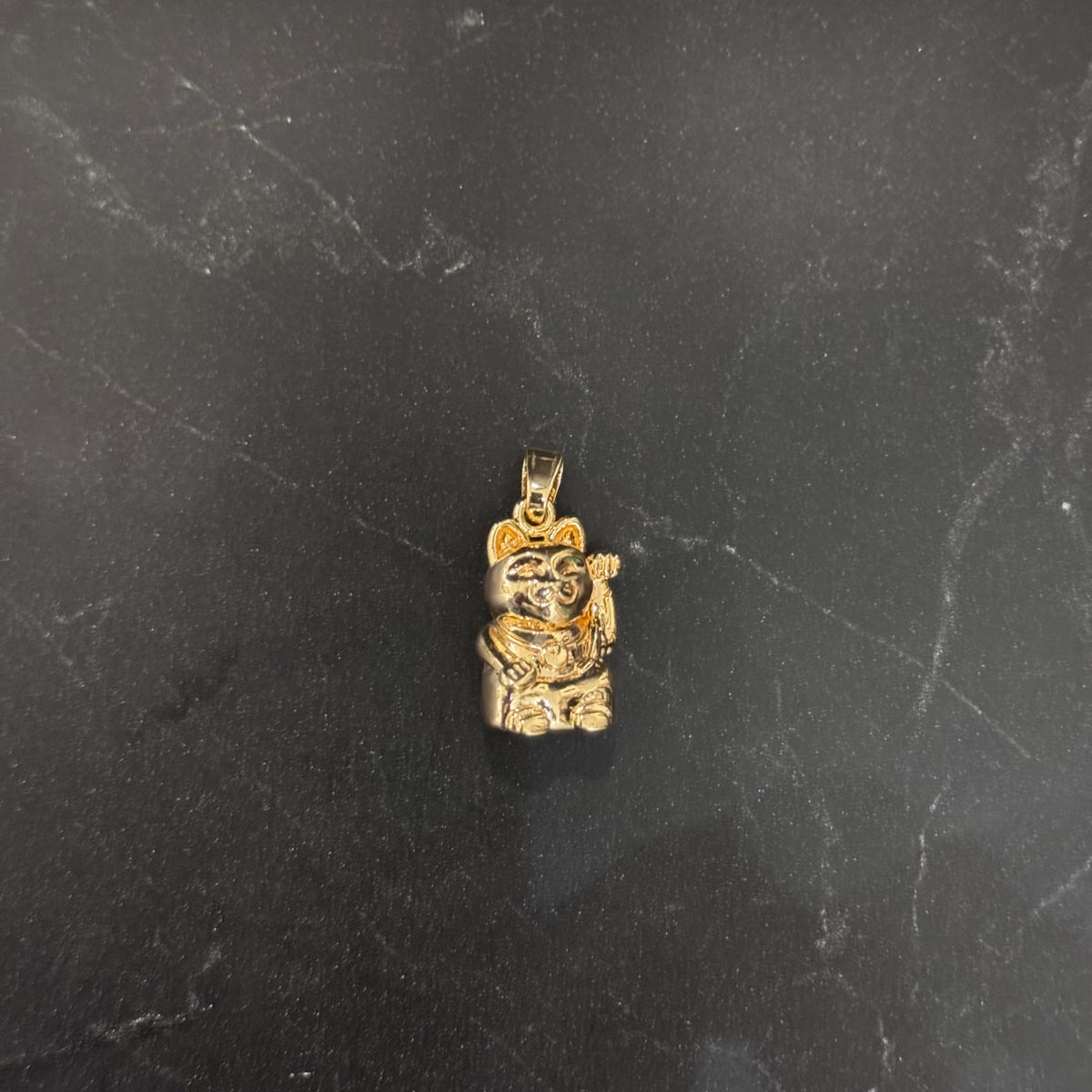 DIJE DORADO