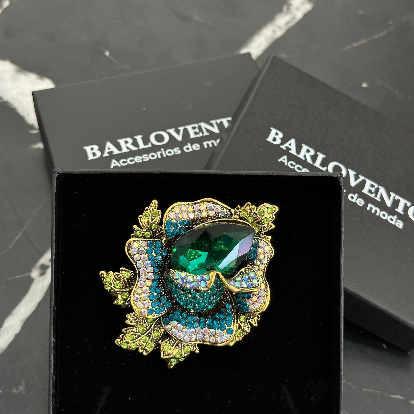 BROCHE VERDE
