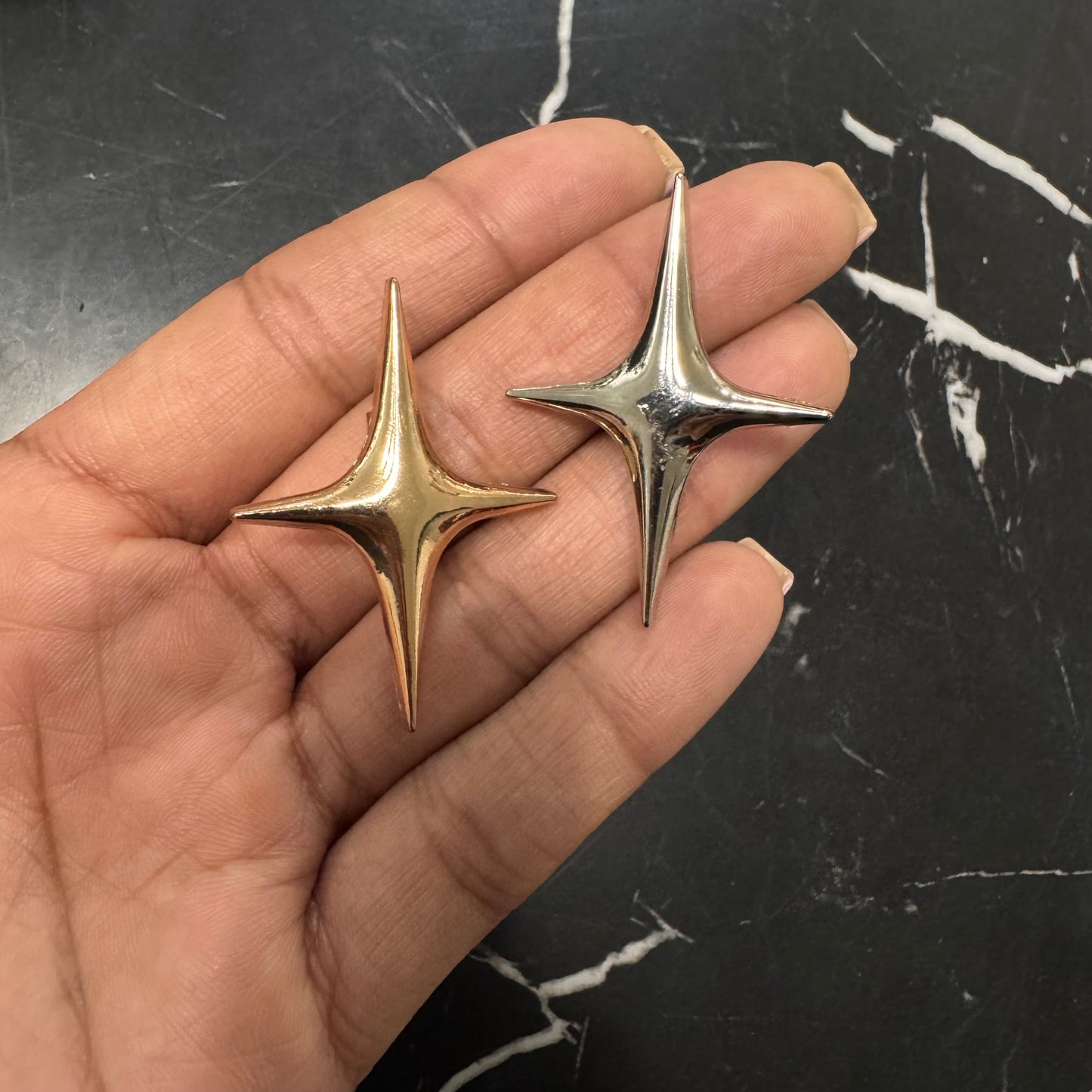 BROCHE ESTRELLA METÁLICA