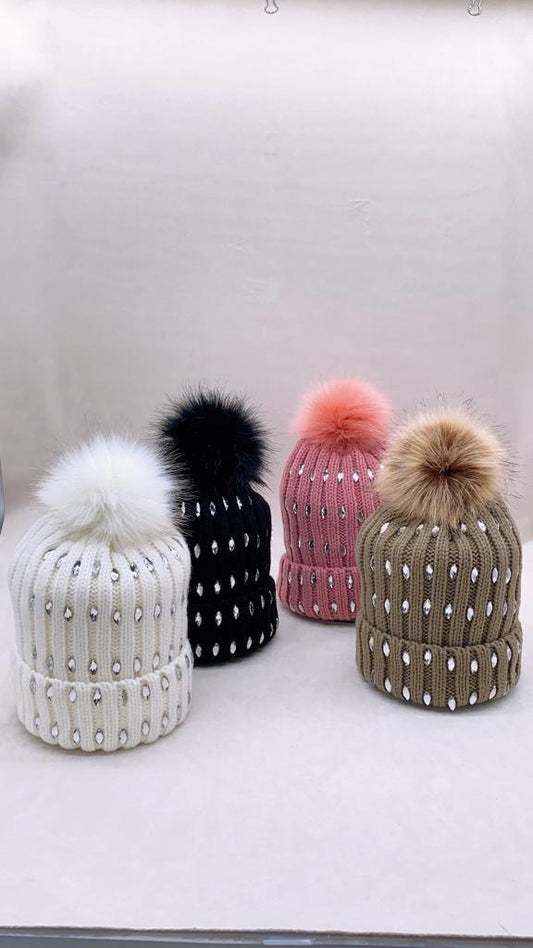 GORRO CON CRISTALES PLATEADO