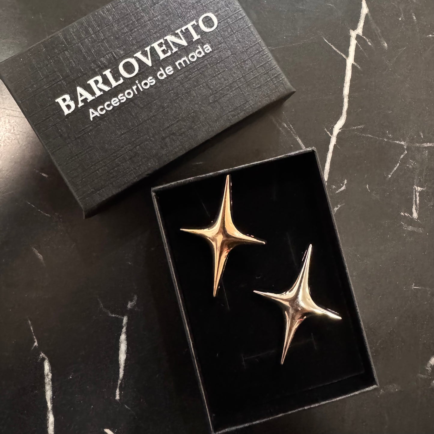 BROCHE ESTRELLA METÁLICA