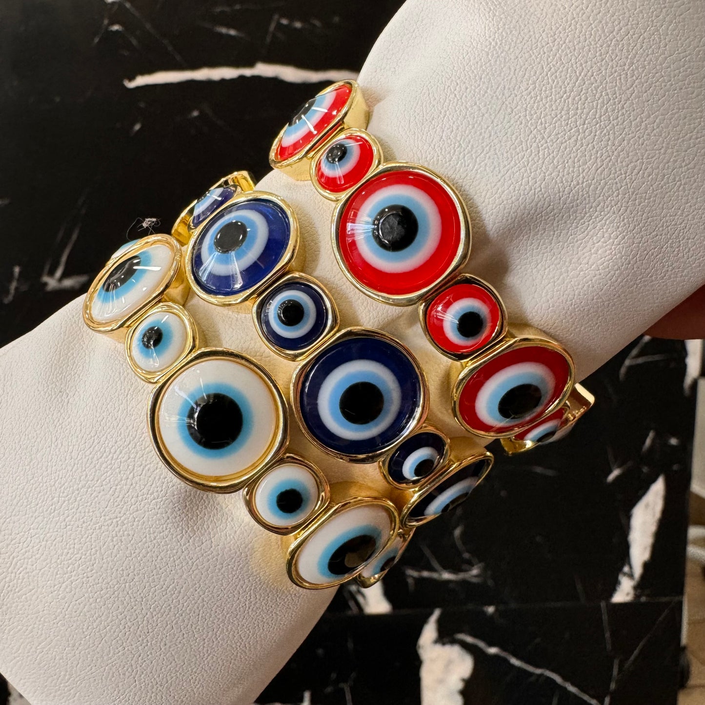 PULSERA OJO GRANDE