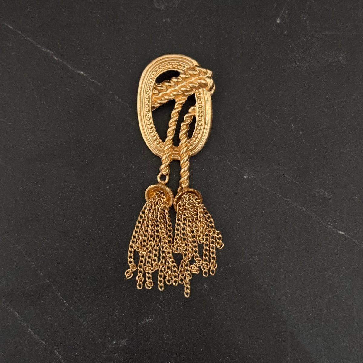 BROCHE CASCADA
