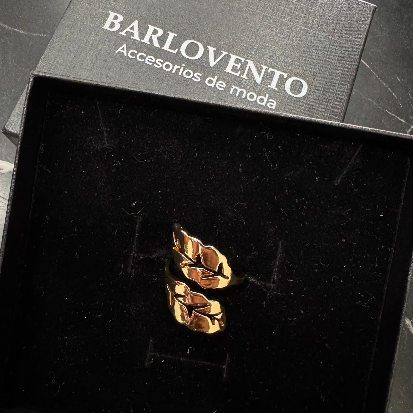 ANILLO HOJAS